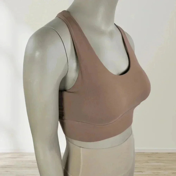 Pedigree eMPWR Women’s Strapback Sports Bra | High Support | Evo-Dry™ - Picture 3 of 5